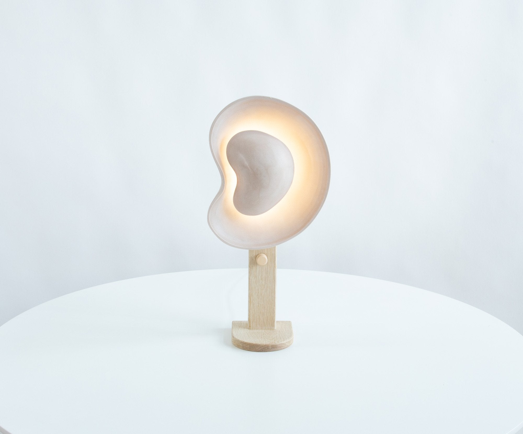Lobe Lamp - Beirut Re–Store