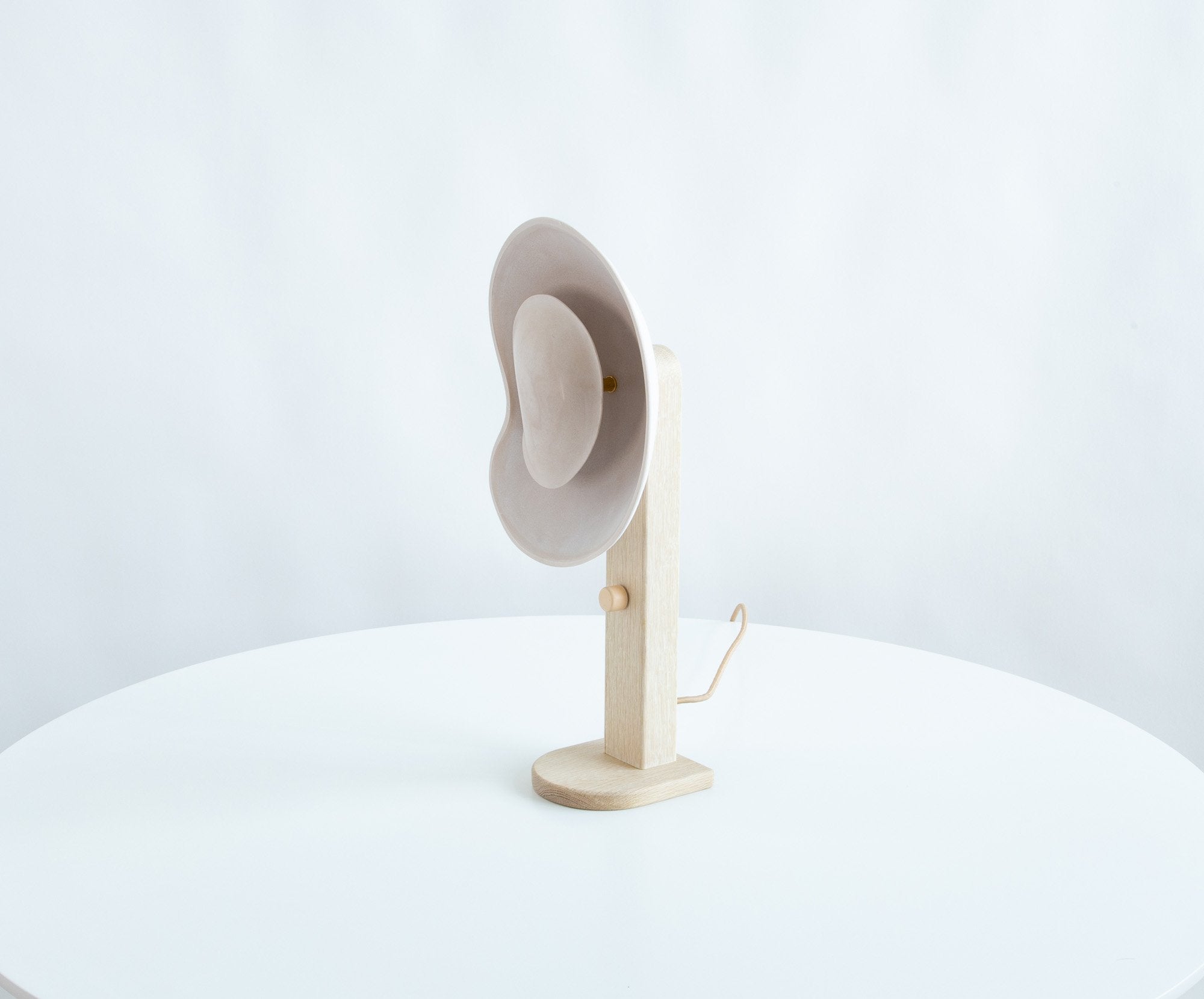 Lobe Lamp - Beirut Re–Store