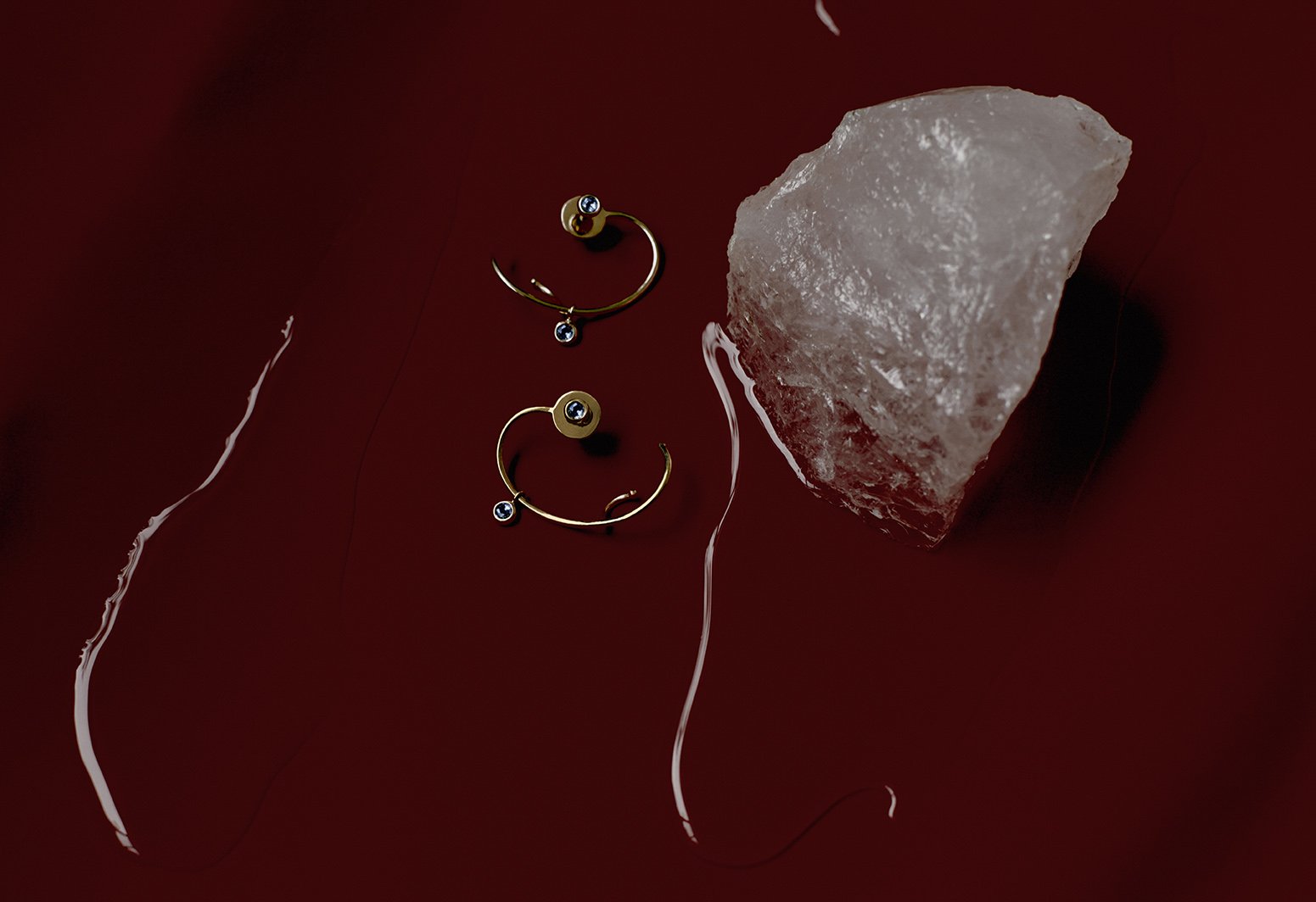 Lily Earring with Hanging Blue Topaz - Beirut Re–Store